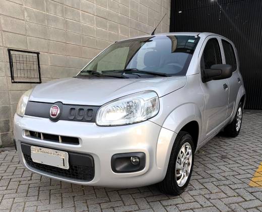 FIAT UNO 1.0 EVO ATTRACTIVE 8V FLEX 4P MANUAL FIAT UNO 1.0 EVO ATTRACTIVE 8V FLEX 4P MANUAL